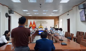 Nhắn tin trả lời công dân