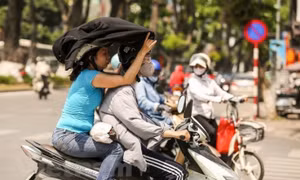 Bắc Bộ ngày nắng, đêm se lạnh; Nam Bộ có khả năng xảy ra lốc sét, mưa đá
