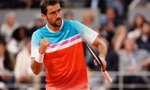 Tsitsipas, Medvedev cùng thua vòng 4 Roland Garros