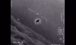 Mỹ thừa nhận một số UFO 'không thể giải thích'