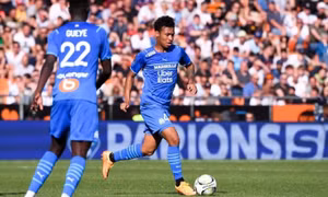 Kamara sắp chuyển đến Premier League