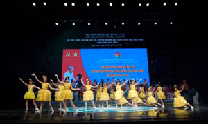 Đại hội Cháu ngoan Bác Hồ Liên đội Tiểu học Hạ Long