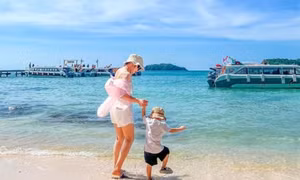 3 lợi ích khi cha mẹ sớm cho trẻ nhỏ tham gia hoạt động ngoài trời