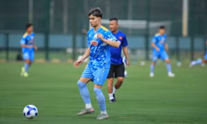 Cầu thủ Việt kiều 18 tuổi được thử sức ở đội U23 Việt Nam