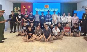 Hỗn chiến vì mâu thuẫn trên TikTok, 23 người bị khởi tố