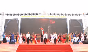 Tổng duyệt chương trình khai mạc Liên hoan Tuyên truyền lưu động toàn quốc