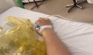 63 người ở An Giang nghi bị ngộ độc sau khi ăn bánh kem