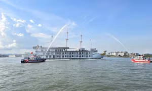 Siết chặt an toàn tham quan vịnh