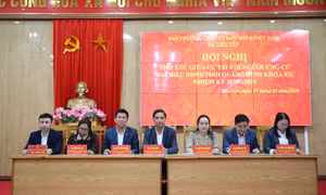 Ứng cử viên đại biểu HĐND tỉnh tại đơn vị bầu cử số 11 tiếp xúc cử tri