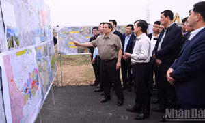 Thủ tướng Phạm Minh Chính kiểm tra Cảng hàng không quốc tế Gia Bình và các dự án liên quan