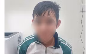 Tạm giữ đối tượng dụ dỗ bé gái vào quán cà phê chòi để hiếp dâm