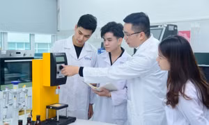 Tăng tốc phát triển nguồn nhân lực cho các lĩnh vực công nghệ then chốt