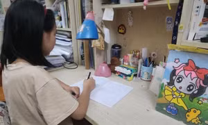 Dạy trẻ 4 thói quen sắp xếp góc học tập gọn gàng, ngăn nắp