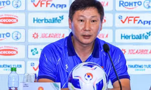 HLV Kim Sang-sik muốn tuyển Việt Nam thắng Malaysia 2-0