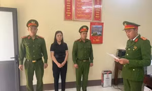 Khởi tố người phụ nữ chuyên cho vay nặng lãi ở Tuyên Quang