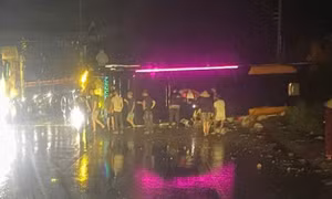 Xe khách lật trên Quốc lộ 19 ở Gia Lai, 2 người bị thương