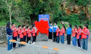 Từ “dân biết” đến “dân thụ hưởng”