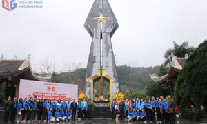 Bồi đắp tình yêu Tổ quốc qua "Tiết học biên cương"