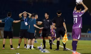 HLV Popov có chiến thắng ngọt ngào trong kỷ niệm trận thứ 100 ở V-League