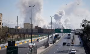 Tổng thống Iran nêu điều kiện dừng tấn công các nước láng giềng