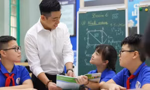 Chuyển sang dạy môn học khác, điều kiện và thủ tục thế nào?