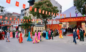 Cử tri Quảng Ninh nô nức đi bầu cử