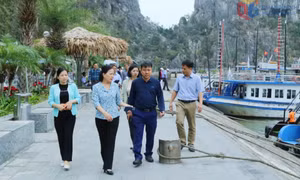 Hoạt động của Đoàn ĐBQH tỉnh: Chủ động, trách nhiệm, gắn bó với cử tri