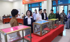 Phường Hà Tu diễn tập tổ chức khai mạc và quy trình bầu cử
