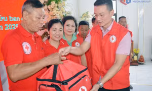 Điểm tựa an toàn cho người tham gia giao thông