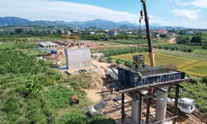 Dự án đường tỉnh 327 nguy cơ chậm tiến độ do vướng mặt bằng