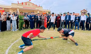 Niềm vui gắn kết cộng đồng Ngày hội toàn dân 