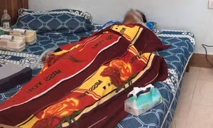 Một nam sinh trường cao đẳng nghề ở Thanh Hóa bị đánh hội đồng nguy kịch