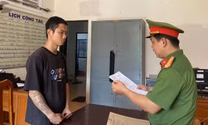 Thanh niên rủ bé gái 14 tuổi về nhà chơi rồi xâm hại tình dục