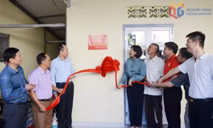 Nhà nhân đạo - Ấm áp tình thợ mỏ