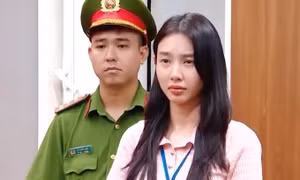Hoa hậu Thùy Tiên được hưởng thêm tình tiết giảm nhẹ do là gương mặt trẻ Việt Nam tiêu biểu năm 2021