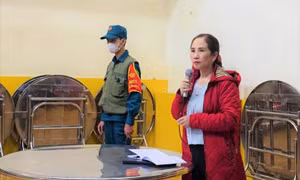 Cách hết chức vụ trong Đảng của nữ hiệu trưởng bị tố sử dụng thực phẩm bẩn