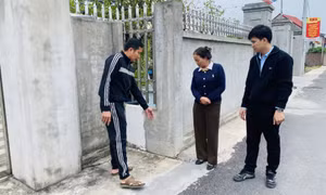 Hiến đất nâng cấp đô thị ở Hoàng Quế