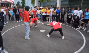 Sôi nổi các hoạt động thể thao chào mừng Ngày Truyền thống công nhân vùng Mỏ - Truyền thống ngành Than
