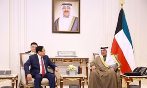 Việt Nam luôn coi trọng, mong muốn tăng cường hợp tác thực chất, hiệu quả với Kuwait