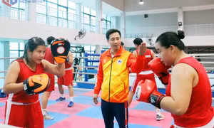 Từ VĐV phong trào tới nhà vô địch boxing toàn quốc tuổi 17