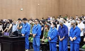 Cựu phó chủ tịch Phú Thọ Hồ Đại Dũng đánh bạc 95 lần hơn 7 triệu USD lãnh 3 năm 6 tháng tù