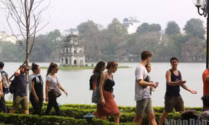 Cảnh báo nguy cơ lừa đảo trực tuyến vào mùa cao điểm du lịch