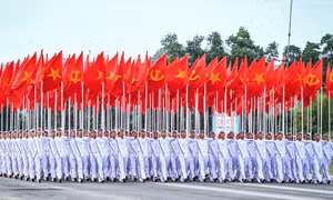 Vai trò chủ thể, vị trí trung tâm của nhân dân