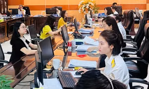 Thu ngân sách nhà nước 10 tháng vượt hơn 9% dự toán