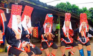 Giữ hồn văn hóa người Dao ở Sông Moóc