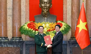 Chủ tịch nước trao quyết định bổ nhiệm Chủ nhiệm Tổng cục chính trị và thăng quân hàm Đại tướng, Thượng tướng
