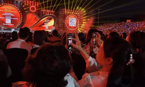 Gần 590 triệu đồng hỗ trợ đồng bào vùng thiên tai, mưa lũ từ concert “Quảng Ninh - Đất mỏ anh hùng”