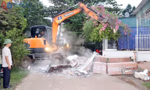 Nâng cao chất lượng đô thị, khu dân cư: Cán bộ, đảng viên gương mẫu đi đầu