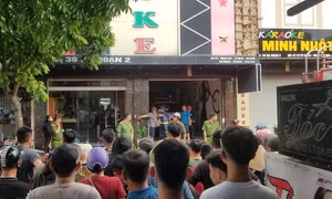 Cháy quán karaoke, một khách hàng ngủ quên tử vong