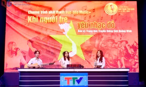Những nhà báo "mang vàng" về Đất mỏ